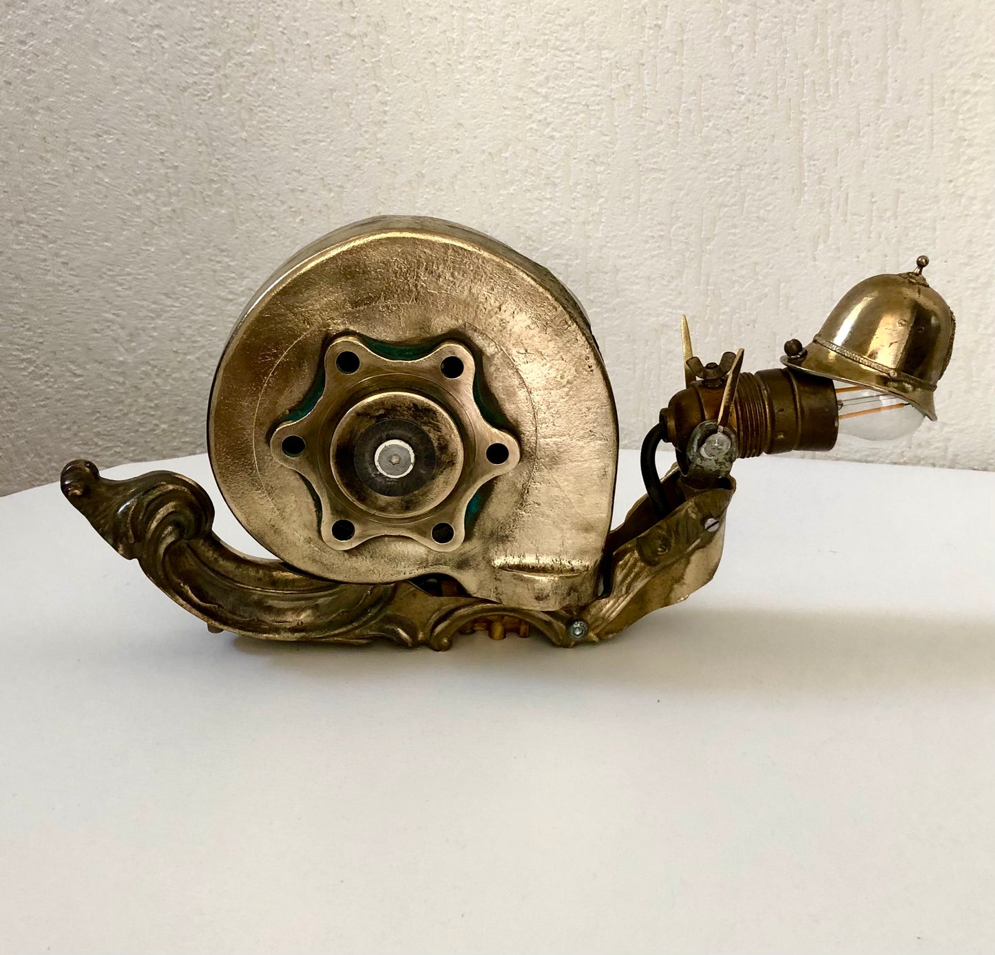 Sculptuur/ lamp ,The Flash’