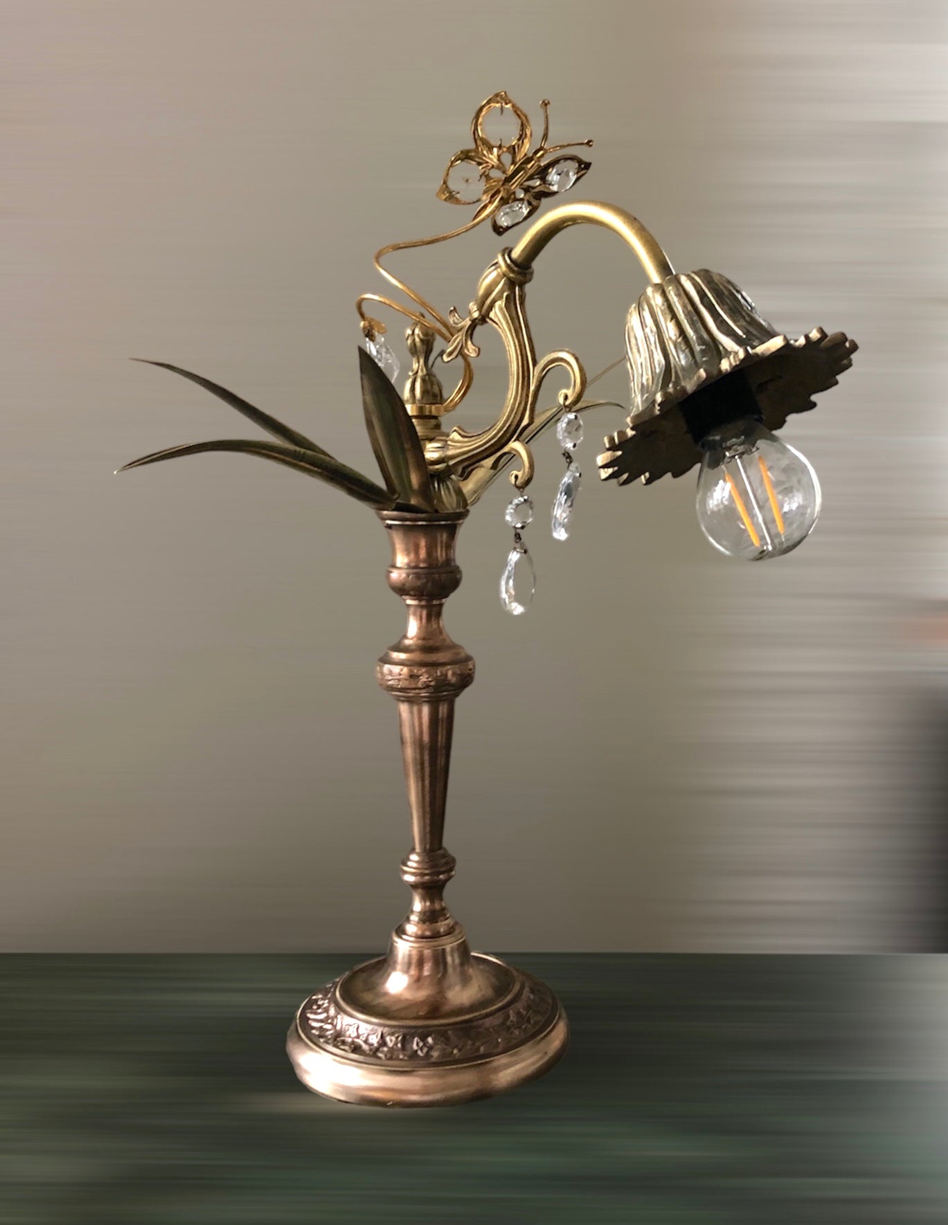 Tafellamp ,Shangri-la’