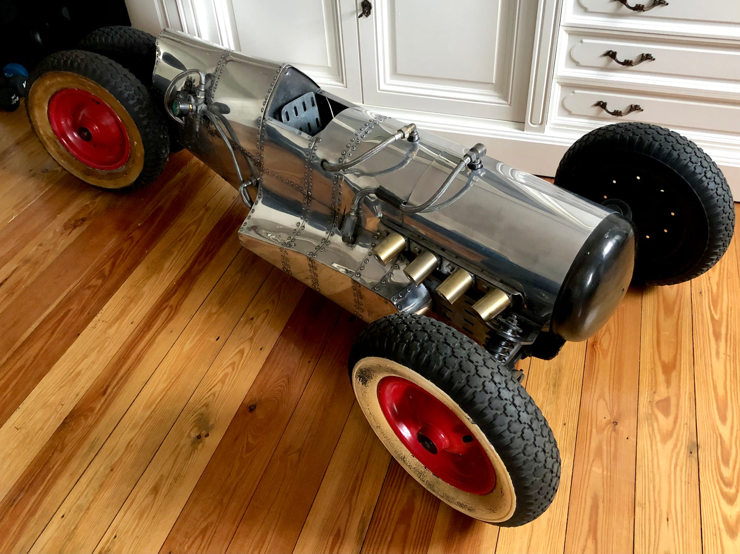 Sculptuur, Spitfire racer