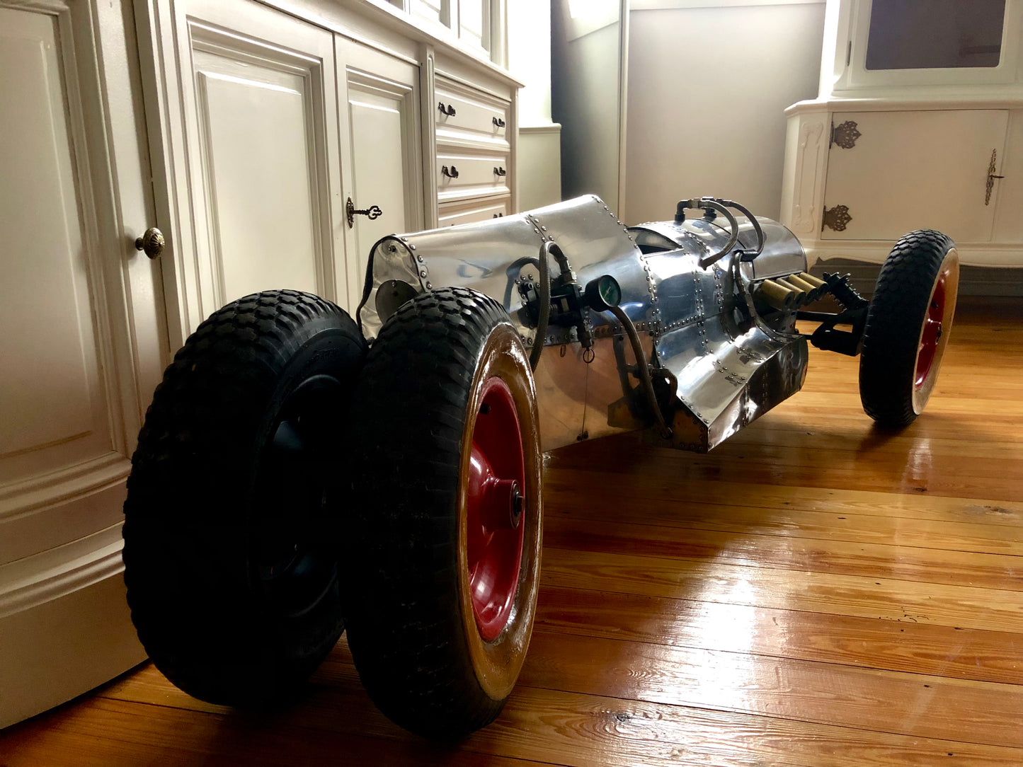 Sculptuur, Spitfire racer