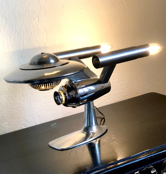 Starship Enterprise tafellamp
