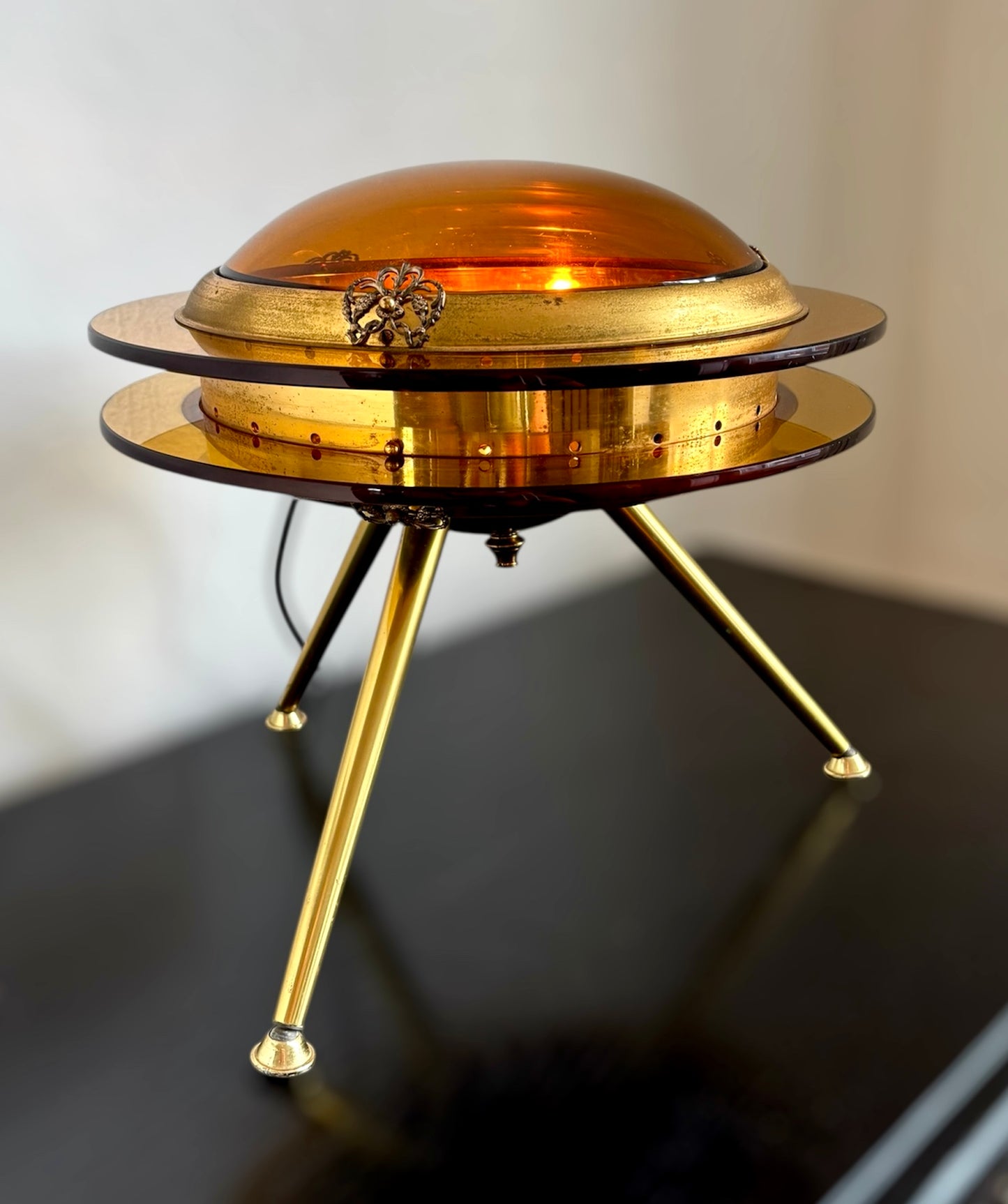 flying saucer x-2 🛸