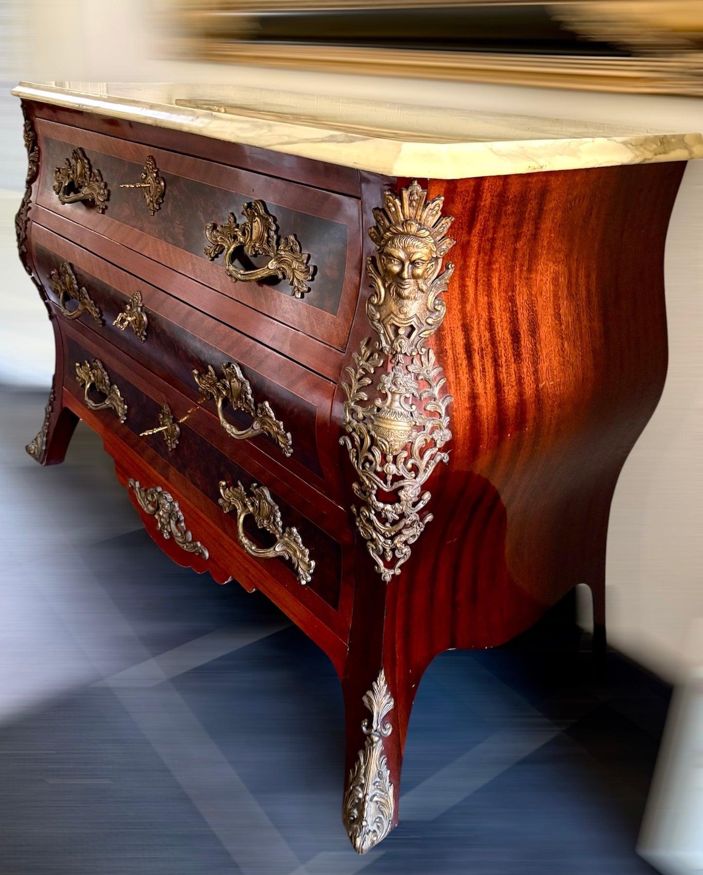 Commode